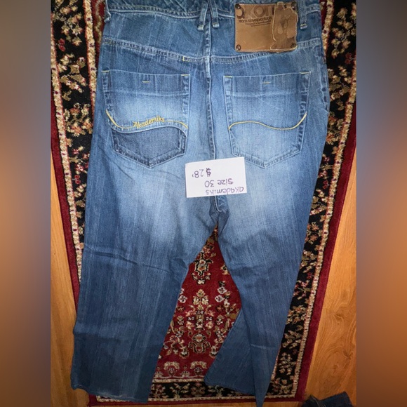 Akademim Jeans - Picture 3 of 3